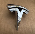 Tesla Model S frontemblem T-logo 1056386-00-F