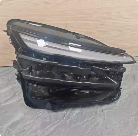 Tesla Model Y frontlykt hoyre 191351-00-D